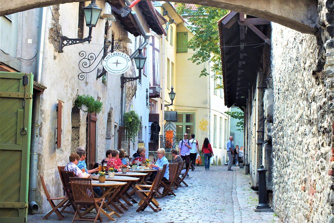 Private 2.5-Hour Tour of Tallinn Old Town in a Spacious Mercedes Minivan - Additional Information