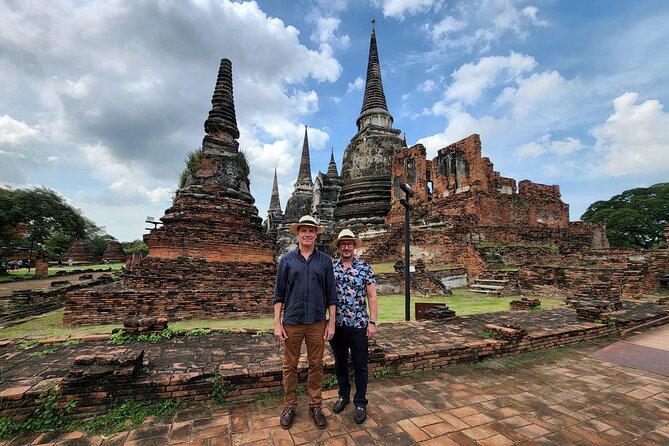 Private 2-Day Bangkok City Tour and Ayutthaya Tour From Bangkok - Day One: Exploring Bangkoks Landmarks