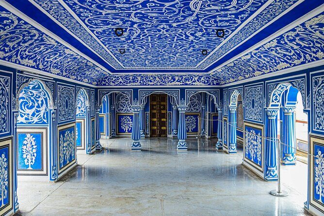 Private 2 Day Jaipur Heritage City Tour with Forts and Palaces - Authentic Experiences and Hidden Gems