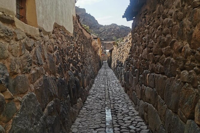 Private 2- Day Tour in Sacred Valley and Machu Picchu From Cusco - Helpful Tips