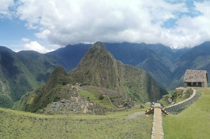 Private 2-Day Tour in Sacred Valley and Machu Picchu From Cusco - Timing and Weather Information