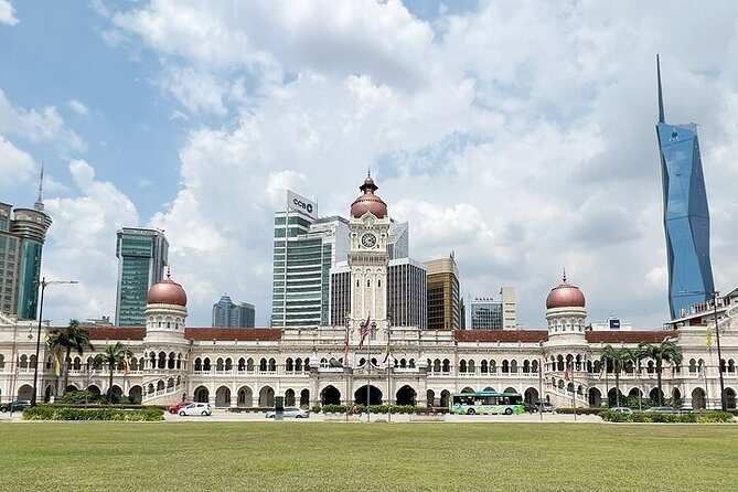 Private 2-Day Tour: Thailand, Malaysia & Indonesia (3 Countries) From Singapore - Local Cuisine and Dining Options