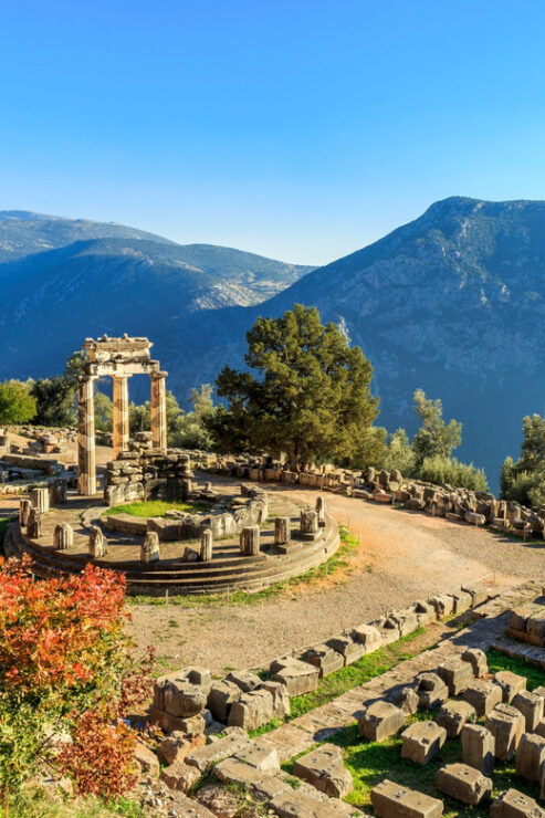 Private 2-Day Tour to Delphi & Meteora From Athens - Detailed Itinerary