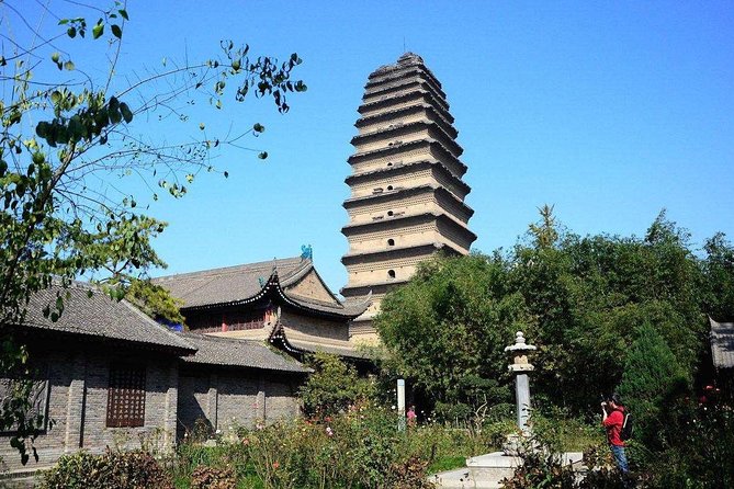 Private 2-Day Xian Package Tour From Beijing - Dress Code and Accessibility
