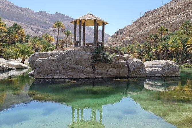 Private 2 Days 1 Night Wahiba Sands Desert and Wadi Bani Khalid Tour - Meal Inclusions