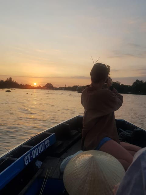Private 2 Days 1 Nights Tour HCM- Can Tho Mekong Delta - Included Services and Amenities