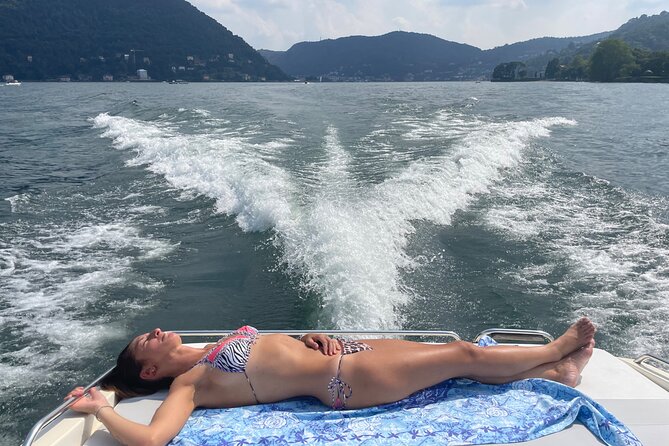 Private 2-Hour Motorboat Tour on Lake Como - Tour Location and Meeting Point