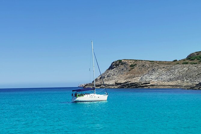 Private 2-Hour Tour of Barcelona on a Sailboat - Additional Information and Requirements