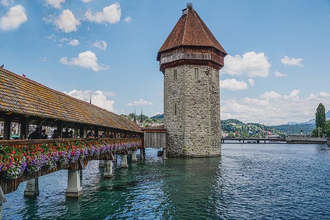 Private 2-Hour Walking Tour of Lucern With Official Tour Guide - Tour Pricing and Booking