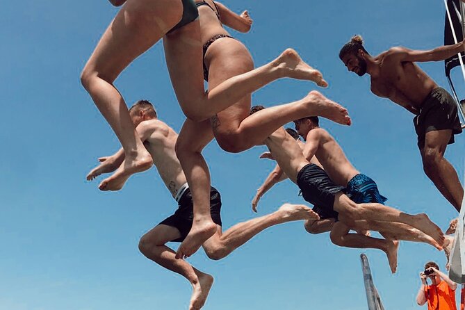 Private 2-Hours Boat Tour in Tejo River - Expert Guide