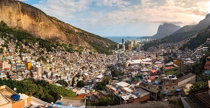 Private 2-Hours Sightseeing Walking Tour in Rocinha and Moto-Taxi - Tour Inclusions