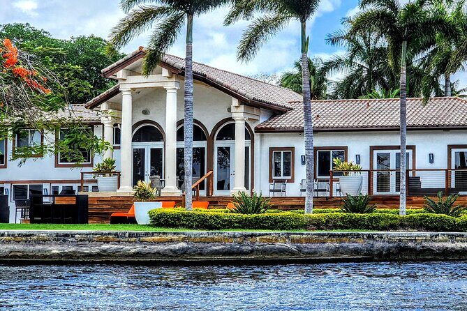 Private 21 Ft Boat Rental in Fort Lauderdale - An In-Depth Look at the Fort Lauderdale Boat Experience