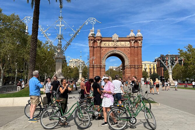 Private 3-Hour Barcelona Bike Tour: Highlights and Hidden Gems - Expert Local Guide