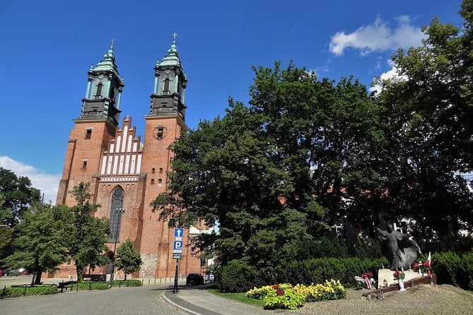 Private 3-hour Poznan Old Town Tour - Operated by Poland Tour S.C