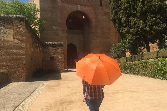 Private 3-Hour Tour to Alhambra & Nasrid Palace Tickets Included - Benefits of Private Tours and Recommendations