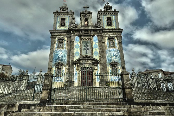 Private 3-Hour Walking Tour of Porto With Official Tour Guide - Benefits of a Private Walking Tour