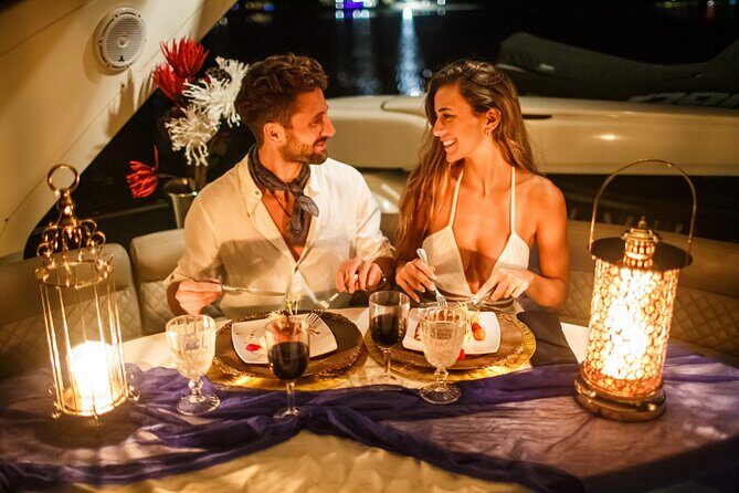 Private 3 hours Romantic Tulum Dinner in 58´Yacht Azimut - A Closer Look at the Experience