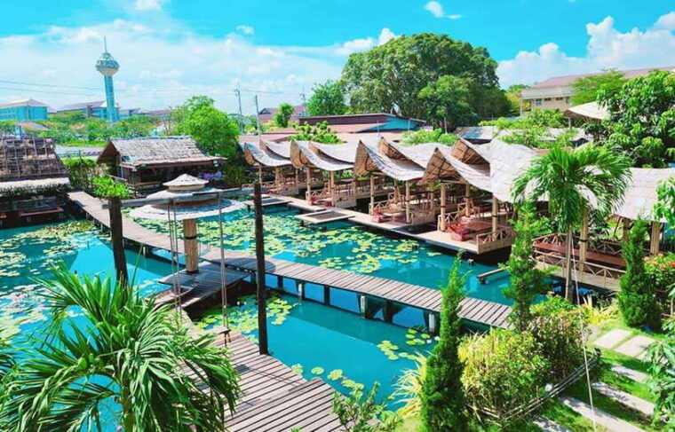 Private 3 IG Cafe + Don Wai Floating Market: From Bangkok - Wat Don Wai Floating Market