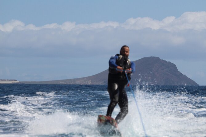 Private 30-Minute Wakeboard Experience in South Tenerife - Public Transportation and Recommended Health Conditions