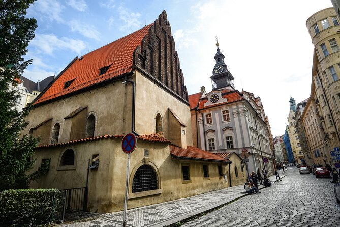 PRIVATE: 3h Stories of Prague Jewish Quarter Tour, Snack Included - Inclusions