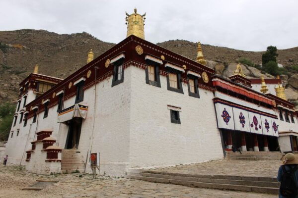 Private 4-Day Lhasa Tour Including Airport Pickup - Frequently Asked Questions