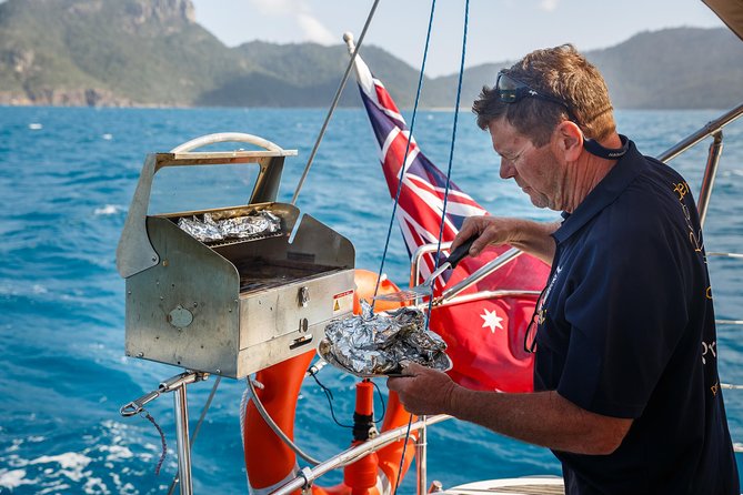 Private 4-Day Whitsundays Sailing Adventure From Airlie Beach - Background