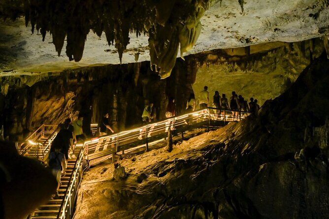 Private 4 Days Ha Giang Loop Jeep Adventure - Authentic Insights from Reviewers