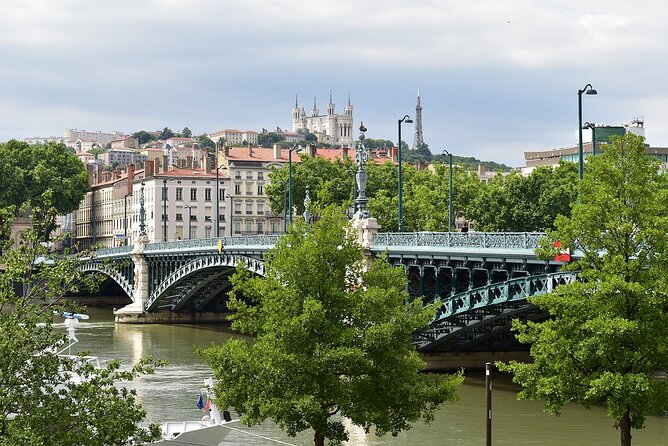 Private 4-Hour City Tour of Lyon With Driver, Guide and Hotel Pick-Up - Reviews