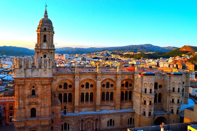 Private 4-hour City Tour of Malaga - Overview and Customization