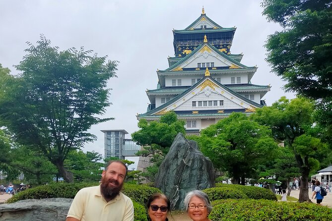 Private 4-Hour Tour in Osaka With Local Guide - Transportation and Pickup Details