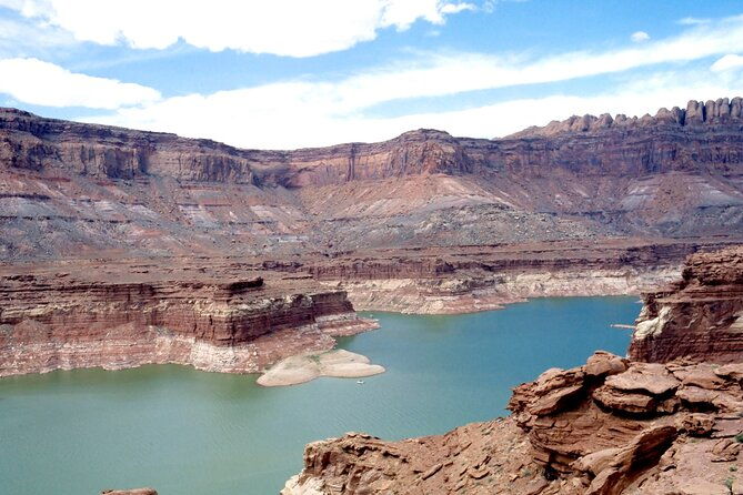 Private 4 Hours Stretch Limo Tour in Hoover Dam - The Itinerary: A Closer Look
