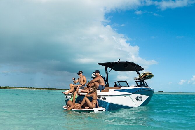 Private 4-Hr Island Escape Tour in Turks and Caicos - Relaxation and Sightseeing