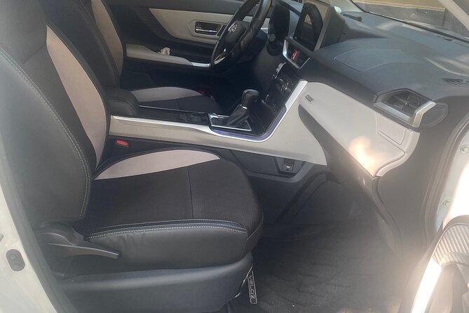 PRIVATE 4 Seats - Hanoi Airport Transfer; Arrival or Departure - Meeting and Pickup