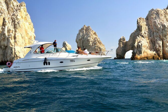 Private 42-foot luxury yacht tour in Los Cabos - Good To Know