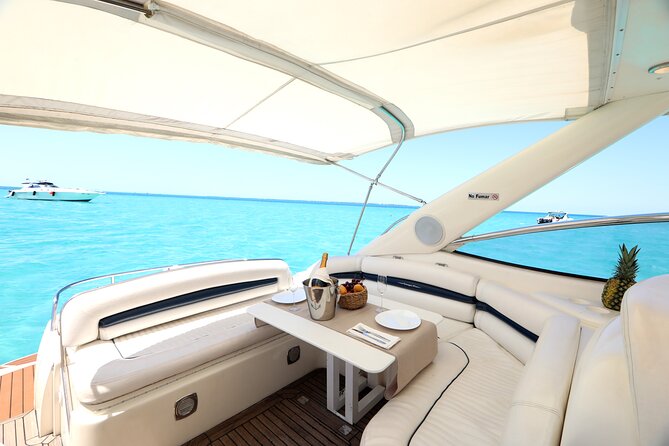 Private 46FT Premium Yacht Rental in Cancún - Common Questions