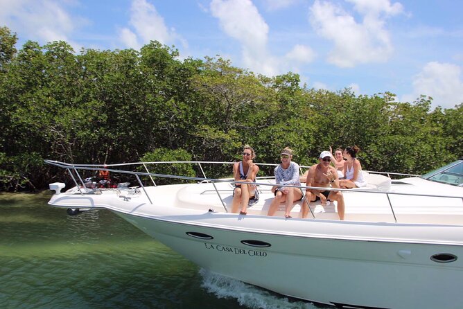Private 48ft Premium Yacht Rental in Cancún 23P8 - Reviews and Testimonials