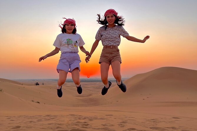 Private 4x4 Land Cruiser Desert Safari And BBQ Buffet Dinner - The Sum Up