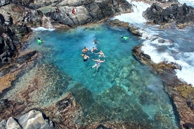 Private 4x4 Natural Pool, Caves & Baby Beach by Cross Aruba Tours - Introducing the Cross Aruba Tours Private 4x4 Adventure