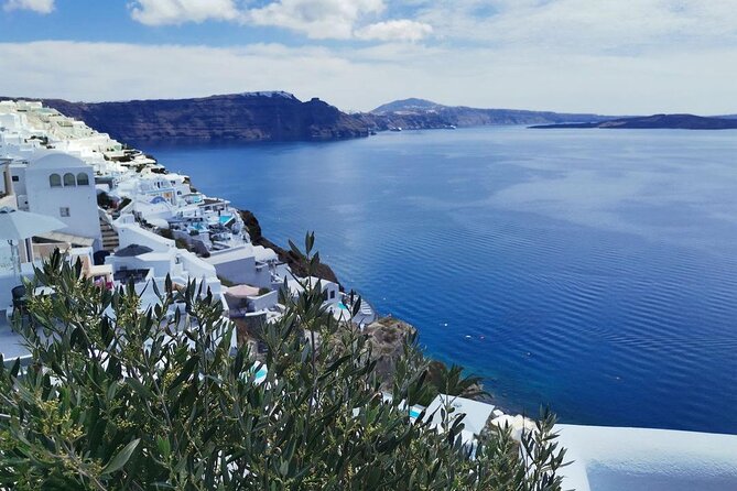 Private 5-Hour Santorini Island Tour With Winery Lunch - Traveler Information