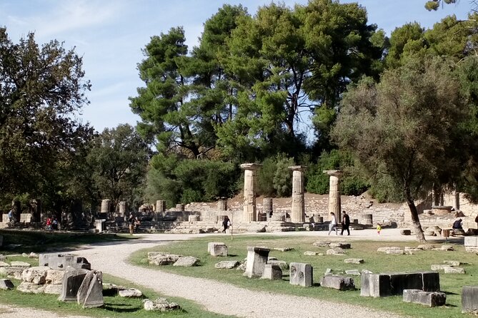 Private 6-Day Peloponnese, Delphi & Meteora Tour - Meeting and Pickup