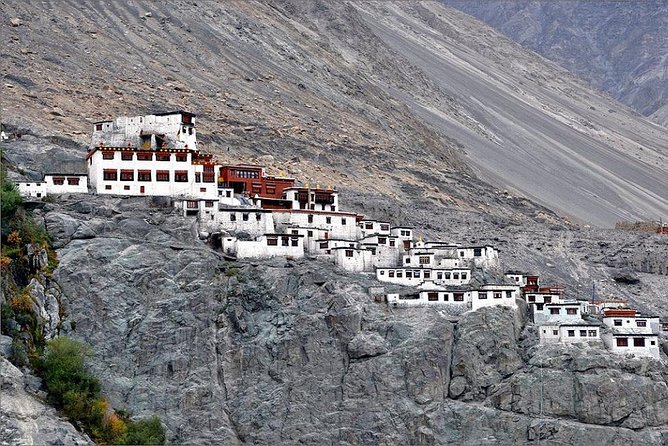 Private 6-Day Tour With Accommodation and Breakfast, Ladakh  - Leh - Logistics Information