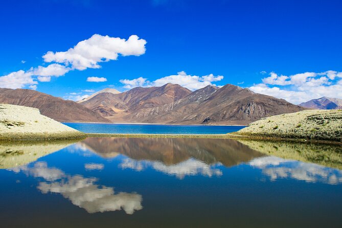 Private 6 Days Tour Visit to Ladakh With Meals Included - Pickup and Transportation Details