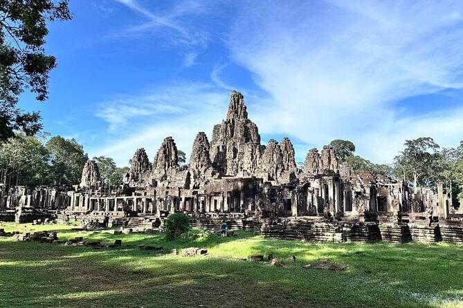 Private 7-Day Journey Through Out Cambodia - An In-Depth Look at the 7-Day Cambodia Tour