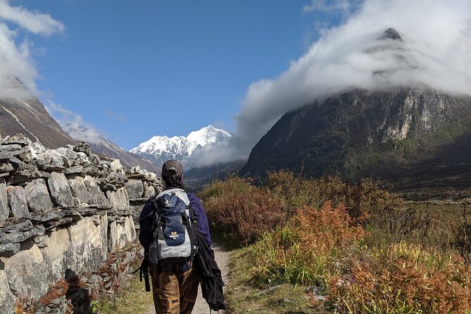 Private 8 - Day Langtang Trekking - Day 2: Trek to Lama Hotel