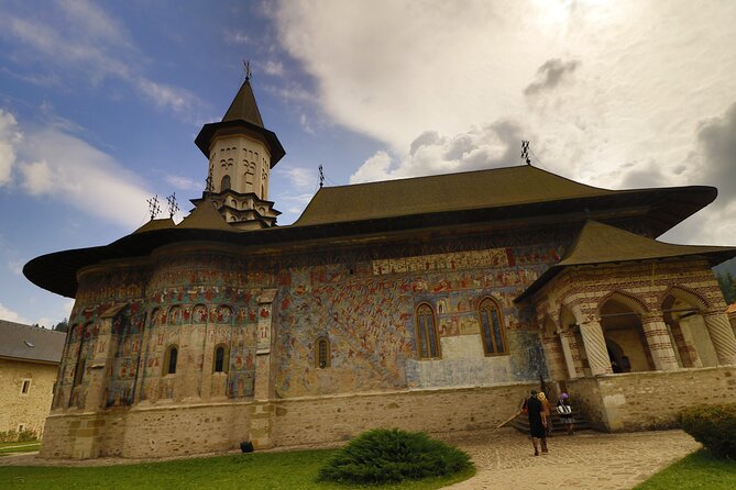 Private 8 Day Romania UNESCO Tour - Meeting and Pickup Information