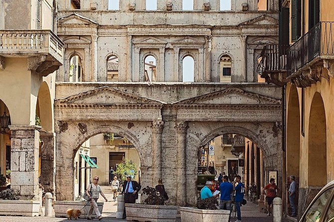 Private 8-Hour Tour to Verona From Milan With Hotel Pick-Up and Drop off - Logistics and Meeting Points