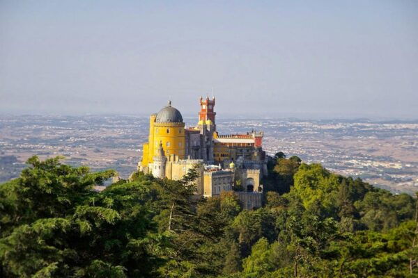 Private 8h Tour: Sintra, Pena Palace, Roca Cape, Cascais - Pickup and Drop-off