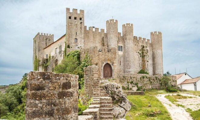 Private 8H Tour to Fátima Batalha and Óbidos From Lisbon - Highlights