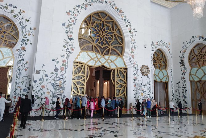 Private Abu Dhabi 8 Hours Tour With Professional Driver - Booking and Pricing Information