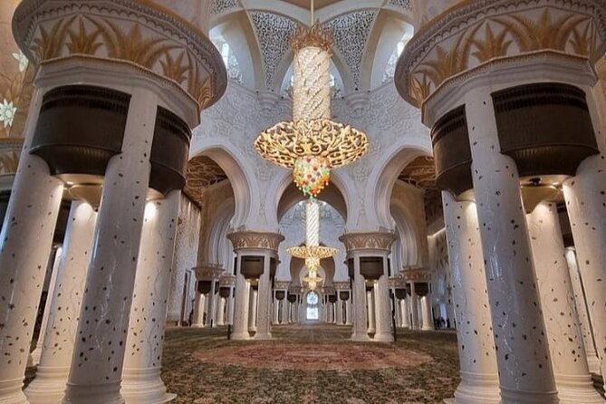 Private Abu Dhabi City Tour With Free Louver Museum Ticket - Booking and Cancellation Policies